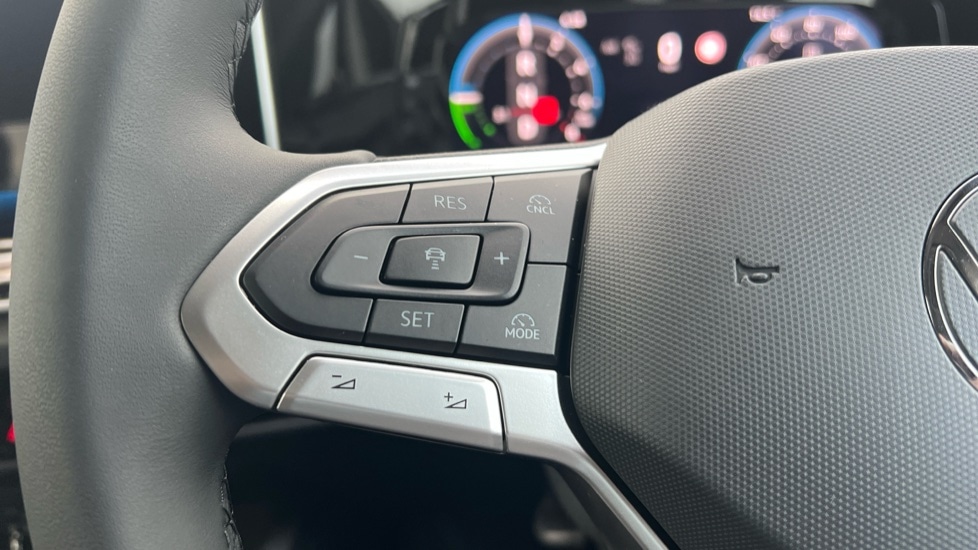 Used Volkswagen Golf 2025 for sale - 76870388: Photo 30