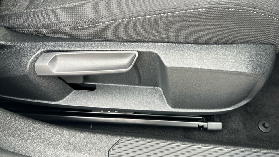 Used Volkswagen Golf 2025 for sale - 76870388: Photo 39