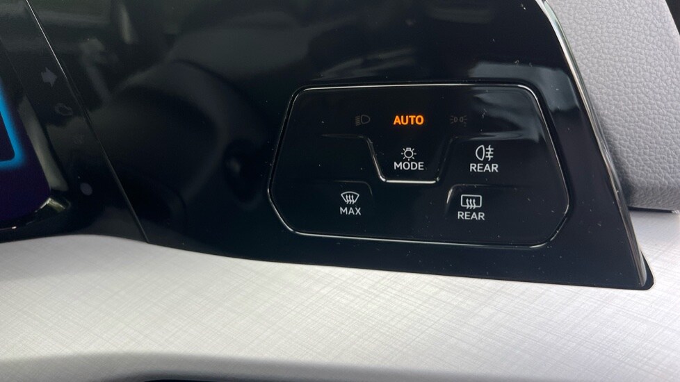 Used Volkswagen Golf 2025 for sale - 76870388: Photo 51