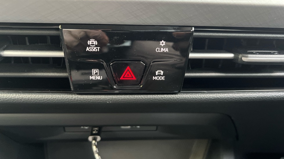 Used Volkswagen Golf 2025 for sale - 76870388: Photo 55