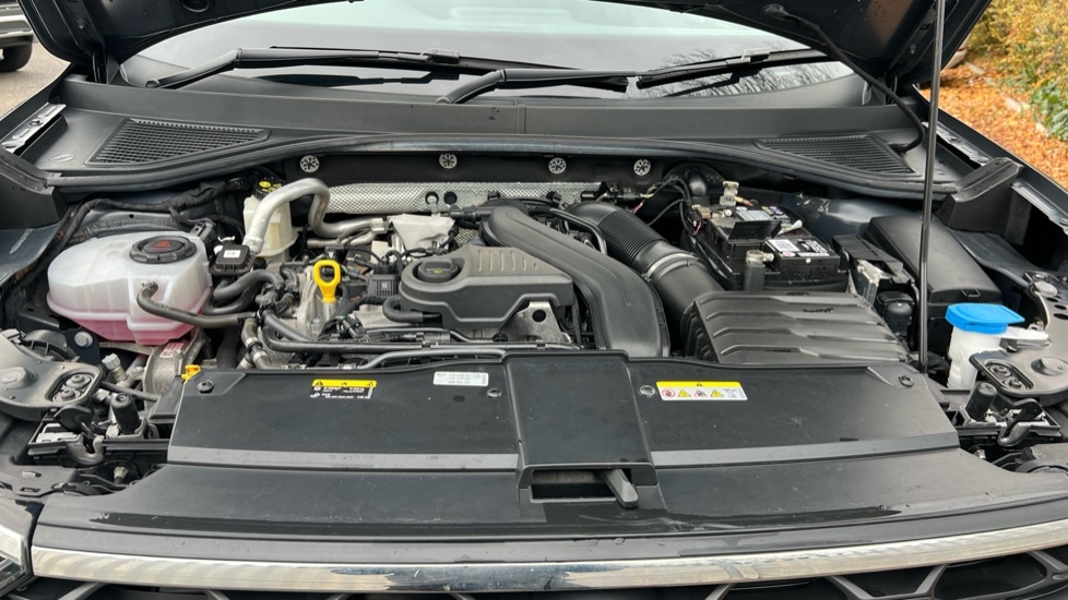 Used Volkswagen T-Roc 2022 for sale - 76750180: Photo 16