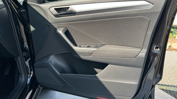Used Volkswagen T-Roc 2025 for sale - 75660127: Photo 37