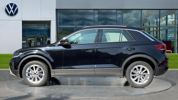 Used Volkswagen T-Roc 2025 for sale - 75660127: Photo 8
