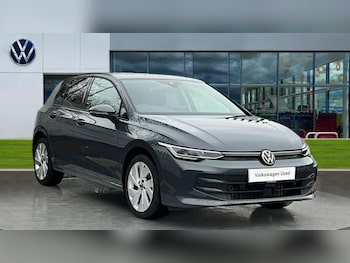 Used Volkswagen Golf 2025 for sale - 76921879: Photo