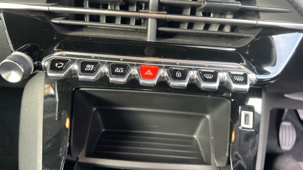 Used Peugeot 2008 2022 for sale - 76796234: Photo 48