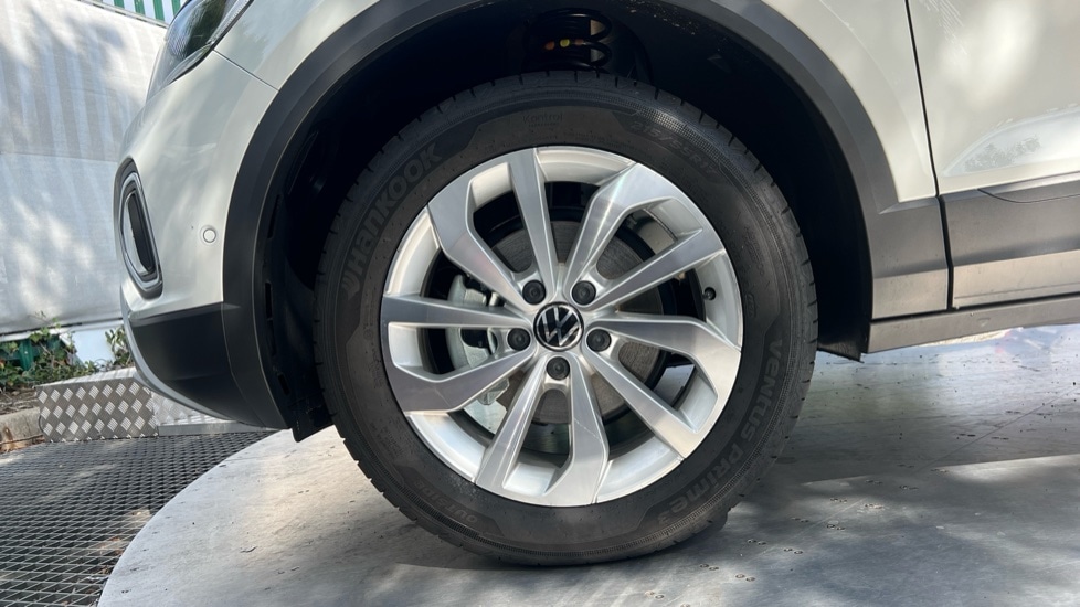 Used Volkswagen T-Roc 2025 for sale - 76868912: Photo 20