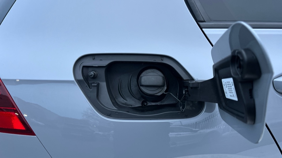 Used Volkswagen Golf 2022 for sale - 76872595: Photo 29