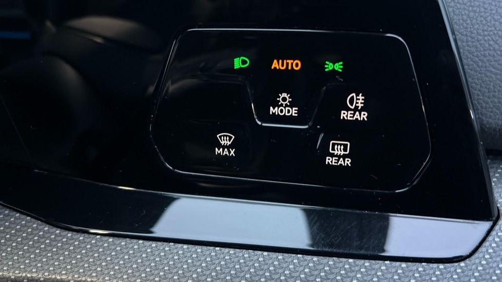 Used Volkswagen Golf 2022 for sale - 76872595: Photo 51