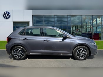 Used Volkswagen Polo 2024 for sale - 75625268: Photo