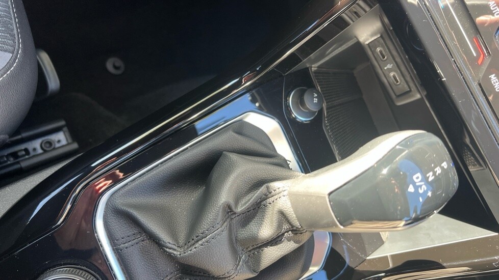 Used Volkswagen T-Roc 2022 for sale - 76096056: Photo 36