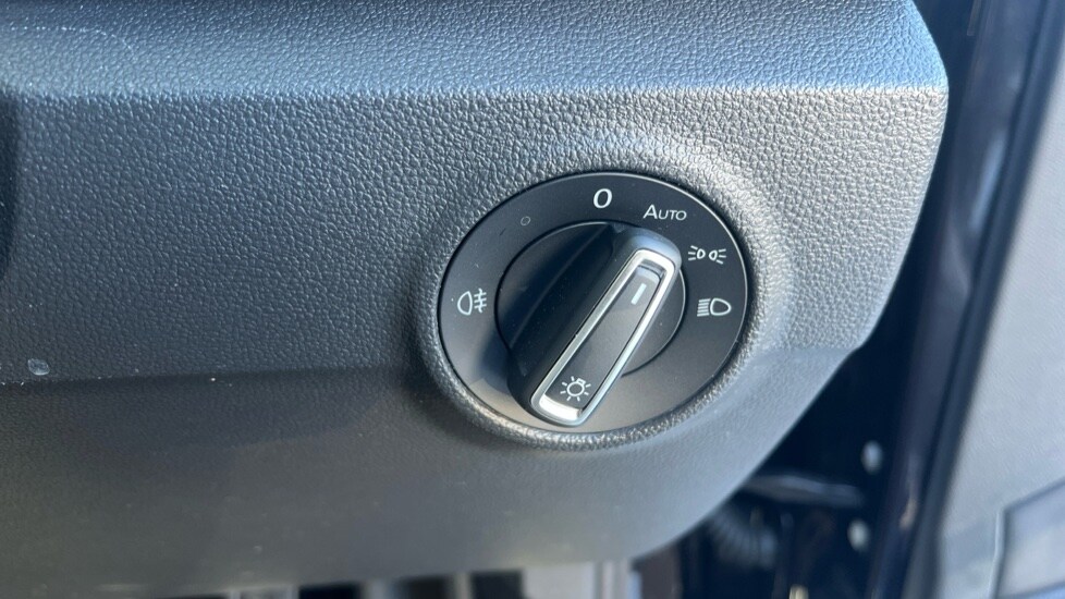Used Volkswagen T-Roc 2022 for sale - 76096056: Photo 41