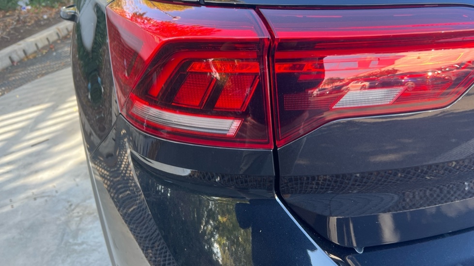 Used Volkswagen T-Roc 2022 for sale - 76096056: Photo 49