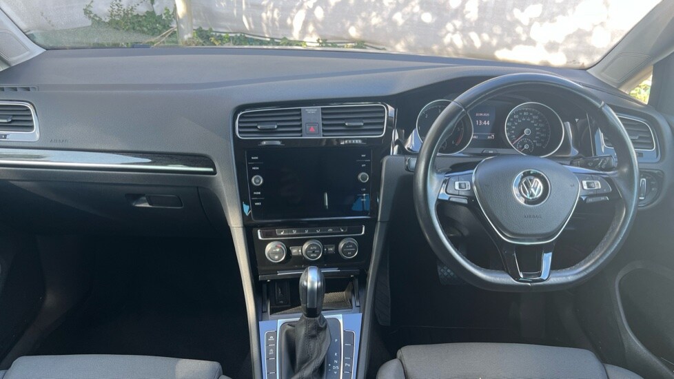 Used Volkswagen Golf 2020 for sale - 76501519: Photo 11