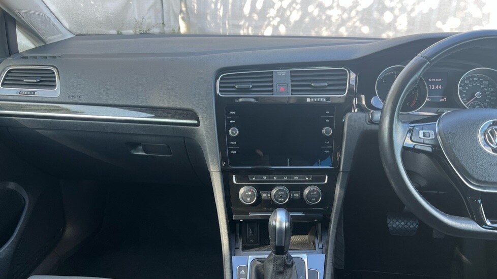 Used Volkswagen Golf 2020 for sale - 76501519: Photo 12