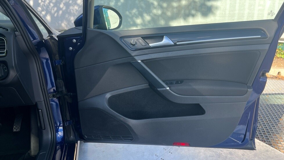 Used Volkswagen Golf 2020 for sale - 76501519: Photo 37