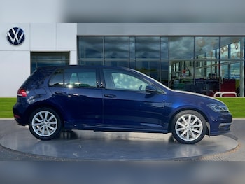 Used Volkswagen Golf 2020 for sale - 76501519: Photo