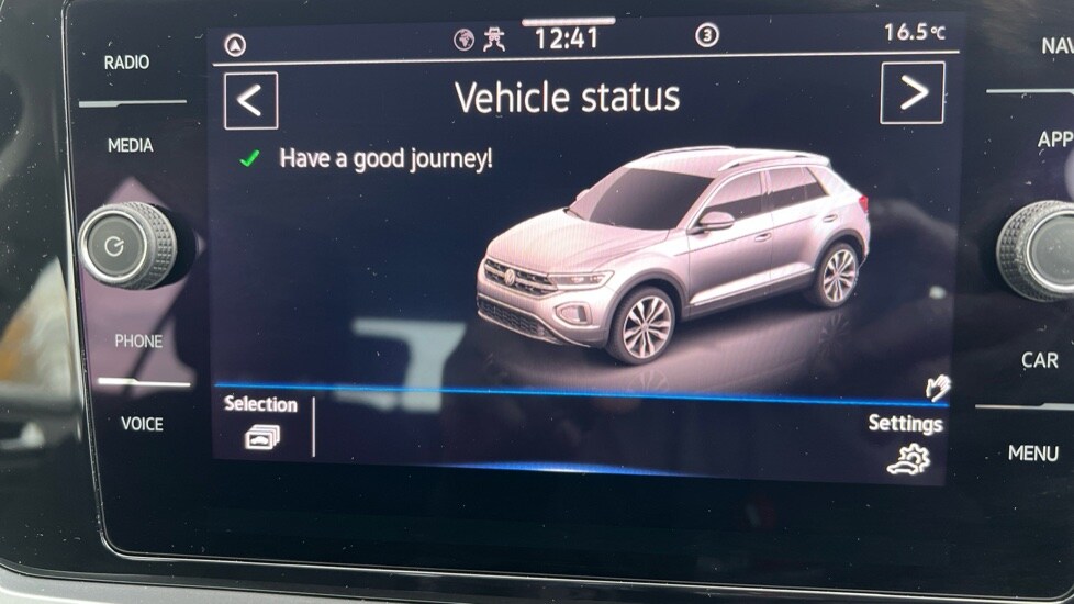 Used Volkswagen T-Roc 2022 for sale - 77052674: Photo 23