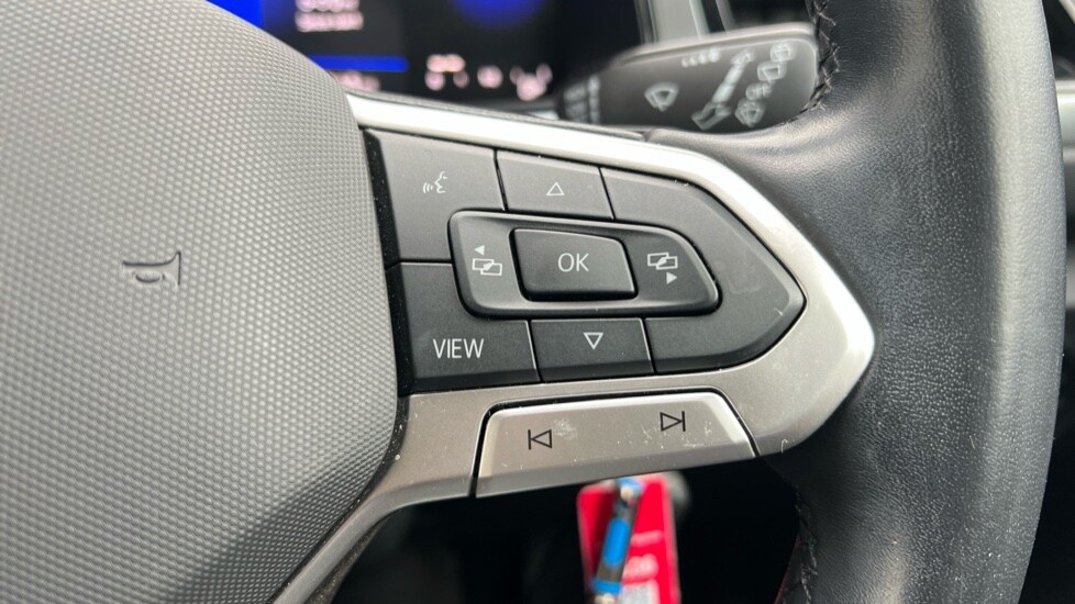 Used Volkswagen T-Roc 2022 for sale - 77052674: Photo 31