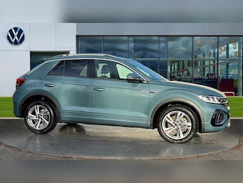 Used Volkswagen T-Roc 2025 for sale - 76908111: Photo