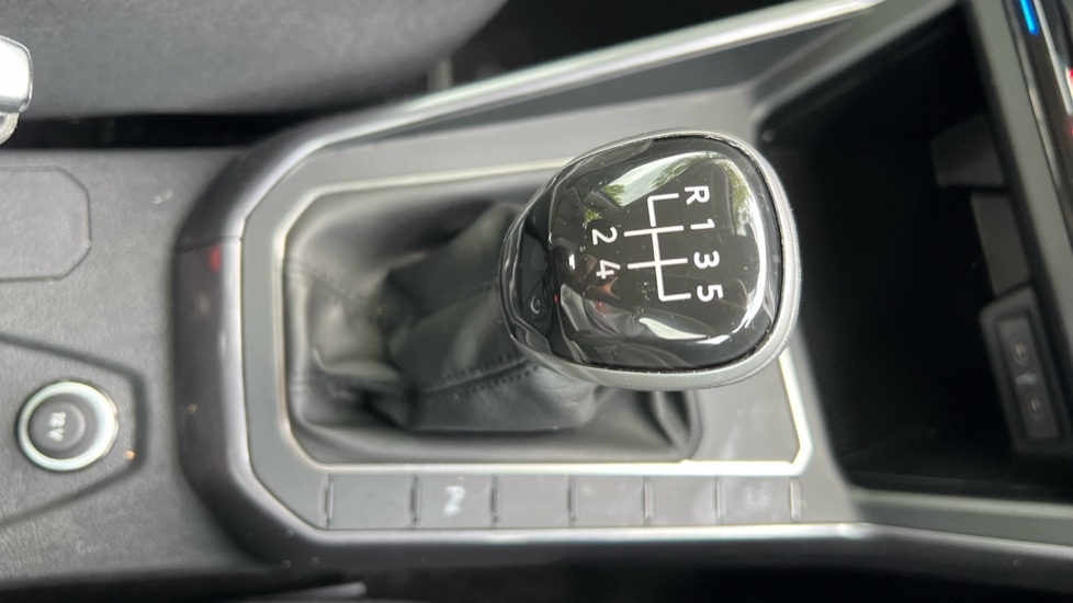 Used Volkswagen Polo 2024 for sale - 76869213: Photo 35