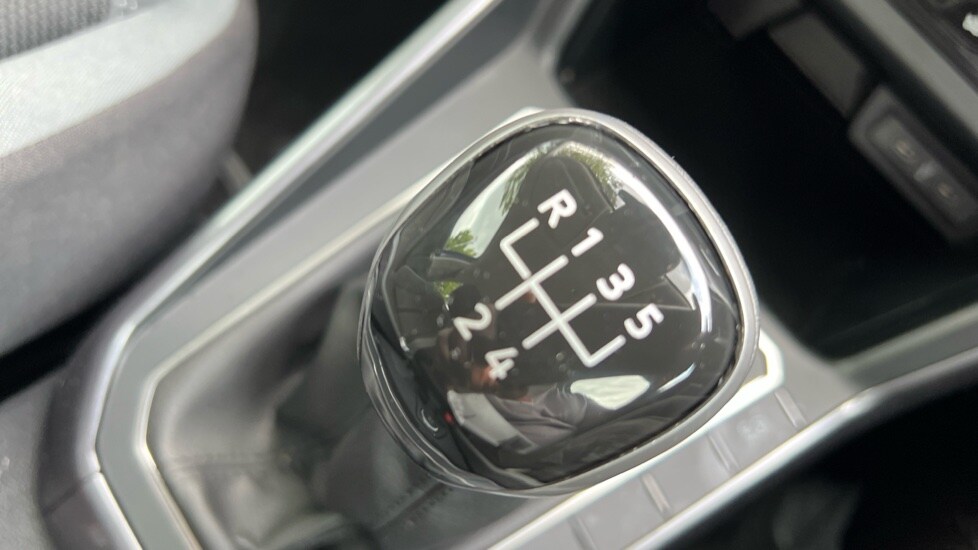 Used Volkswagen Polo 2024 for sale - 76869213: Photo 36