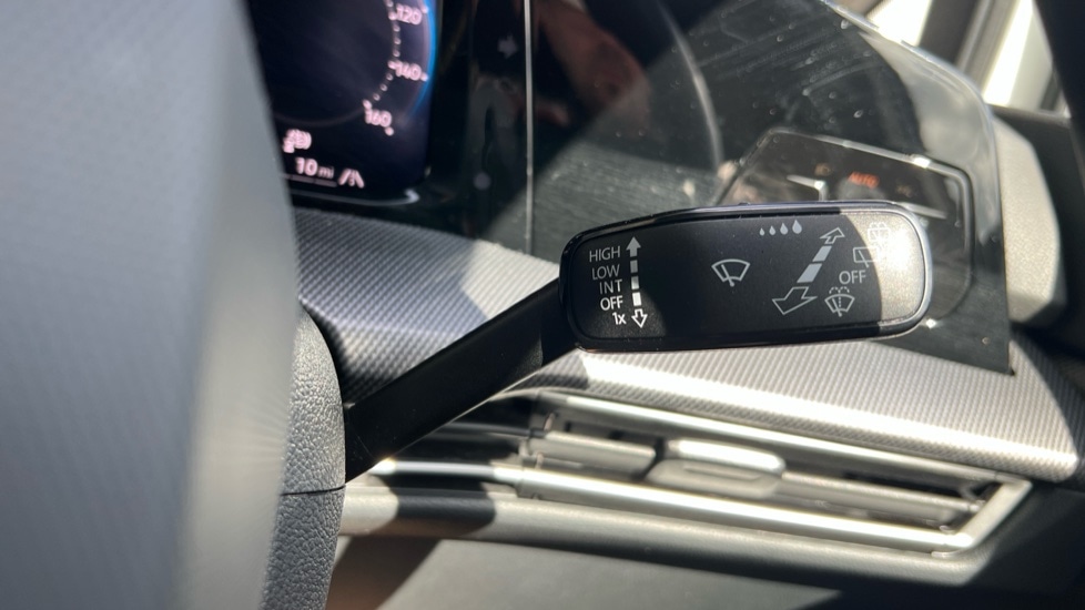 Used Volkswagen Golf 2025 for sale - 76523600: Photo 32