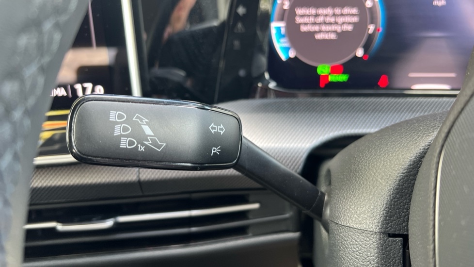 Used Volkswagen Golf 2025 for sale - 76523600: Photo 33