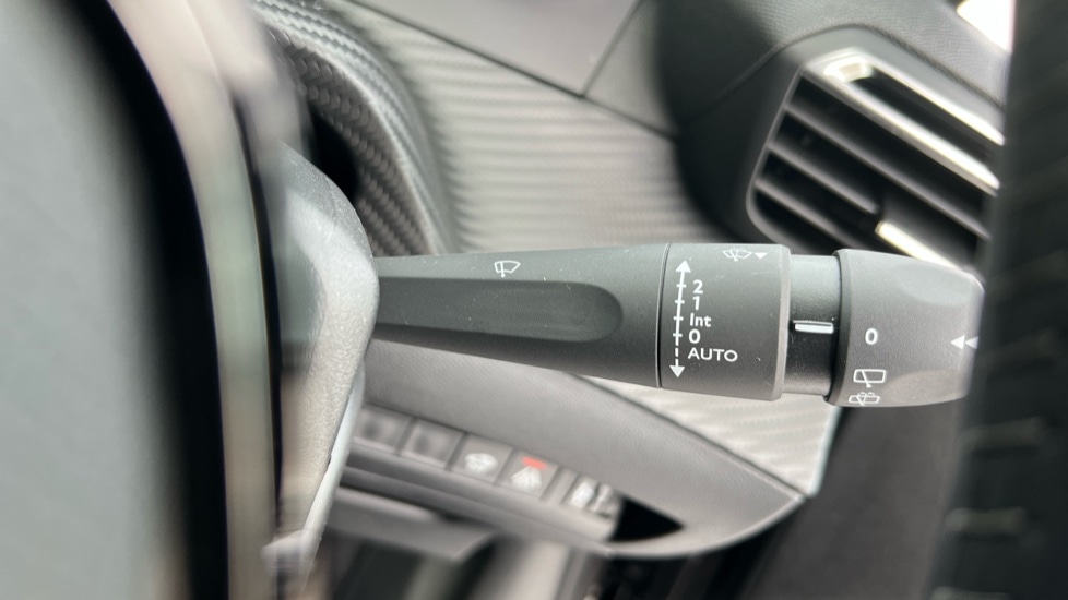 Used Peugeot 2008 2022 for sale - 76519320: Photo 53