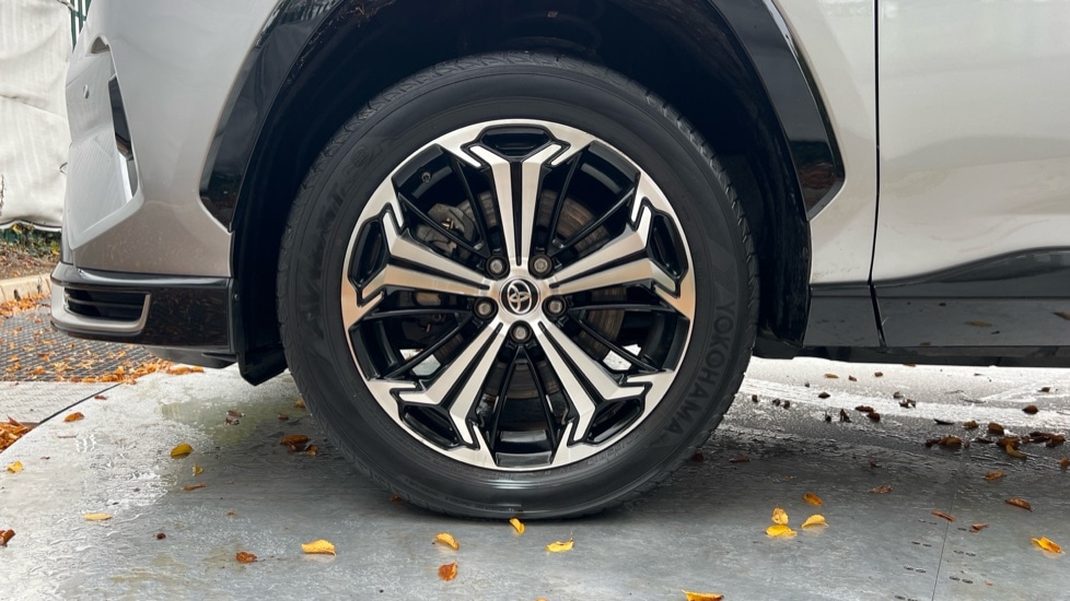 Used Toyota RAV4 2023 for sale - 76851219: Photo 17