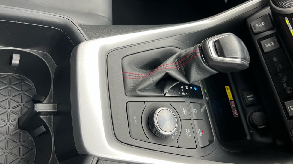 Used Toyota RAV4 2023 for sale - 76851219: Photo 28