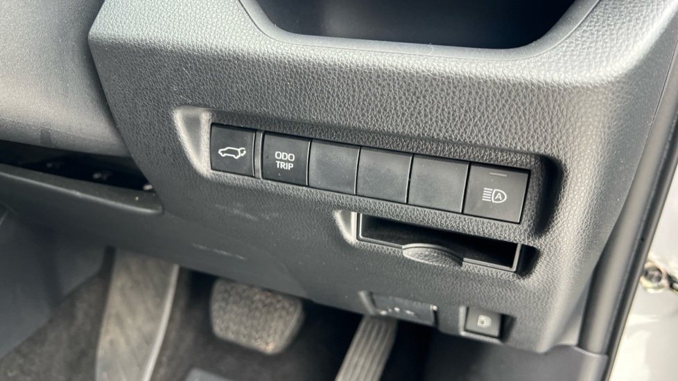 Used Toyota RAV4 2023 for sale - 76851219: Photo 44