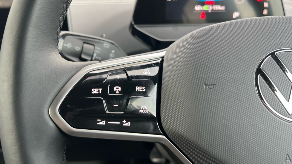 Used Volkswagen ID.4 2025 for sale - 76684321: Photo 30