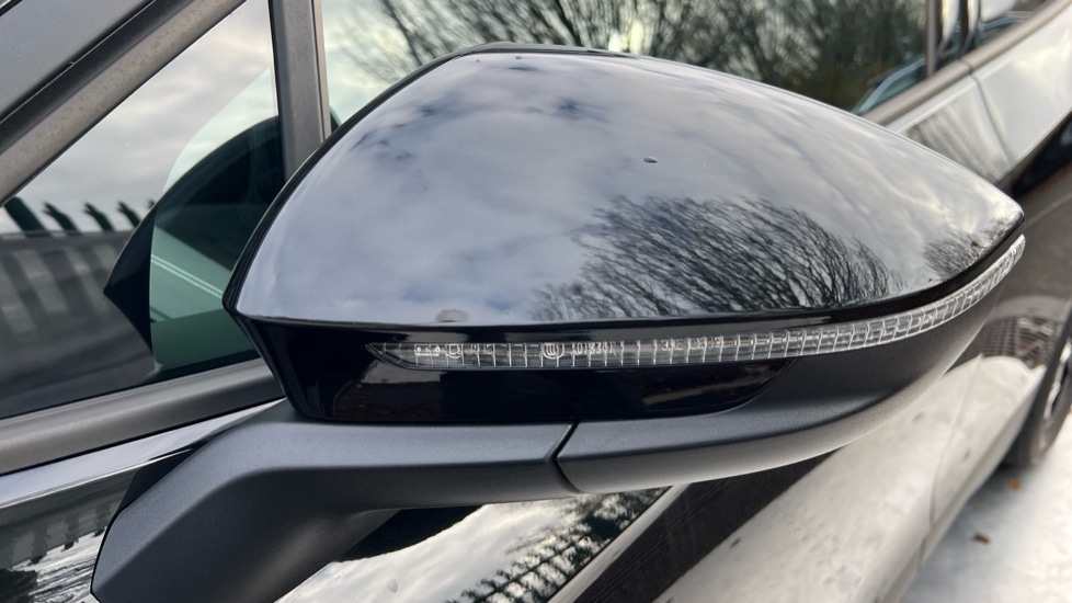 Used Volkswagen ID.4 2025 for sale - 76684321: Photo 44