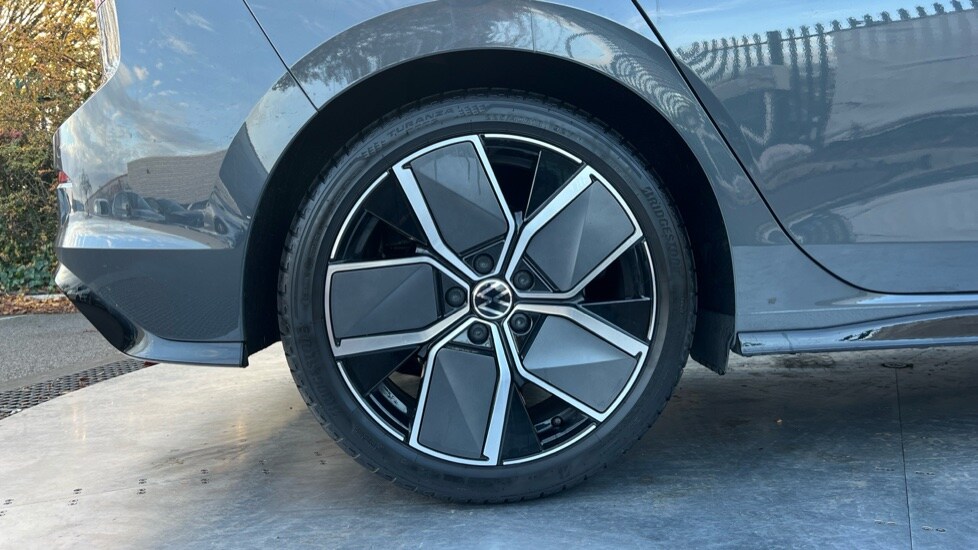 Used Volkswagen Golf 2025 for sale - 76534050: Photo 18