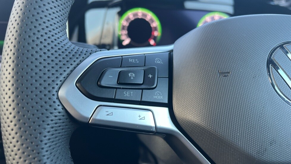 Used Volkswagen Golf 2025 for sale - 76534050: Photo 30