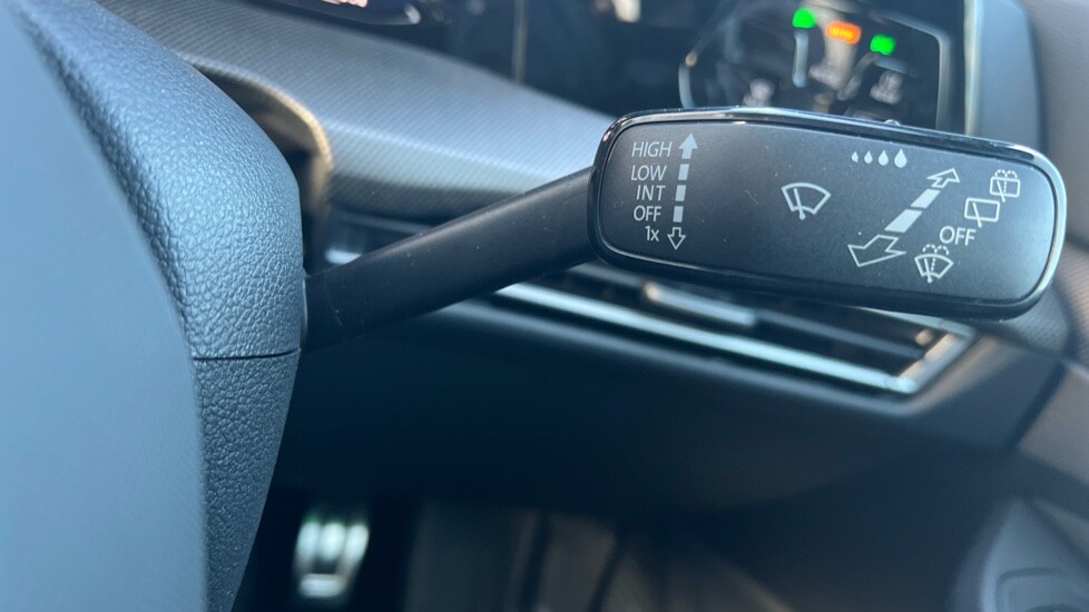 Used Volkswagen Golf 2025 for sale - 76534050: Photo 32