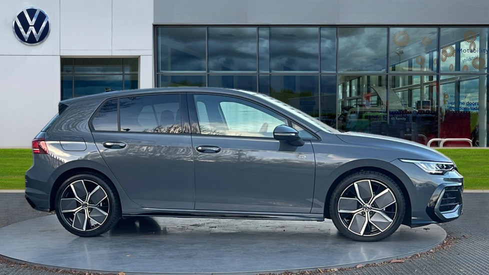 Used Volkswagen Golf 2025 for sale - 76534050: Photo 4