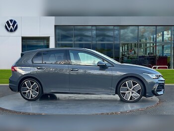 Used Volkswagen Golf 2025 for sale - 76534050: Photo