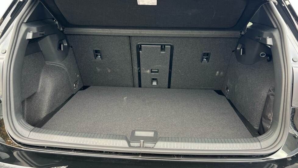 Used Volkswagen Golf 2025 for sale - 76533928: Photo 15