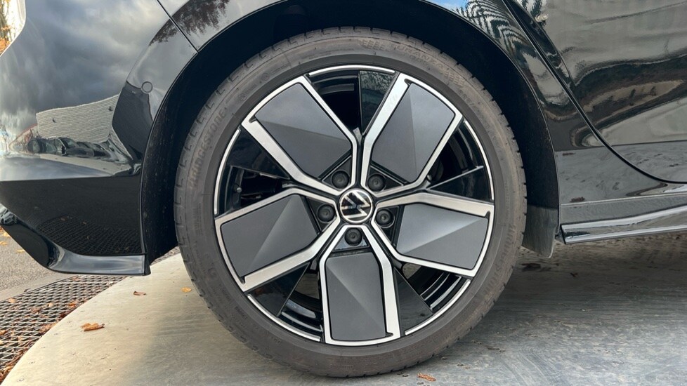 Used Volkswagen Golf 2025 for sale - 76533928: Photo 18