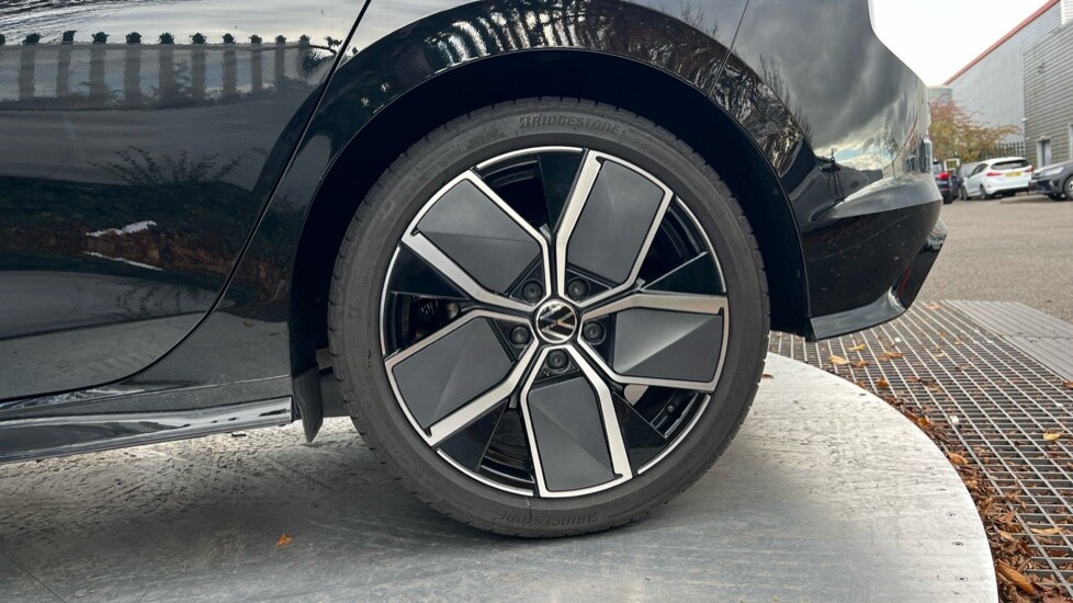 Used Volkswagen Golf 2025 for sale - 76533928: Photo 19