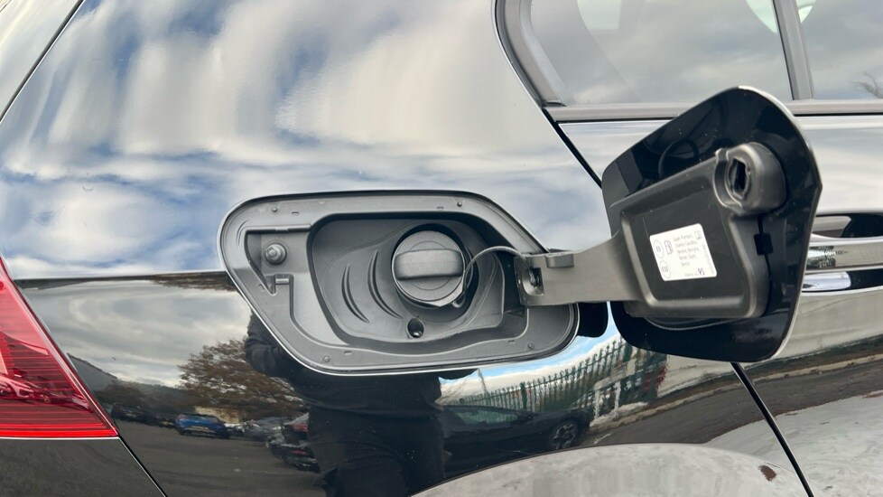 Used Volkswagen Golf 2025 for sale - 76533928: Photo 29