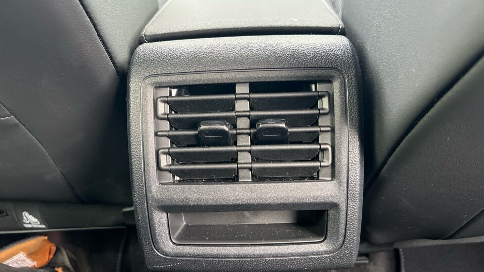 Used Volkswagen Golf 2025 for sale - 76533928: Photo 34