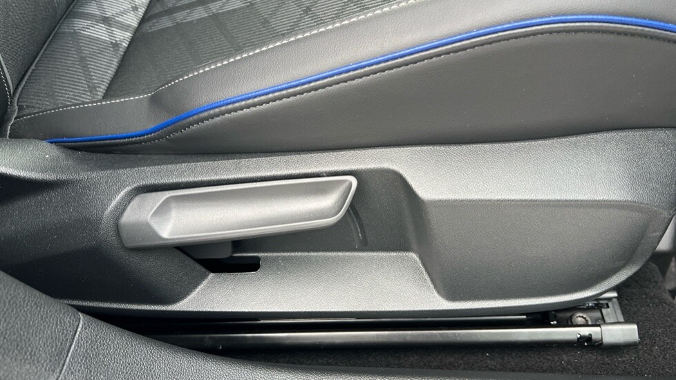 Used Volkswagen Golf 2025 for sale - 76533928: Photo 39