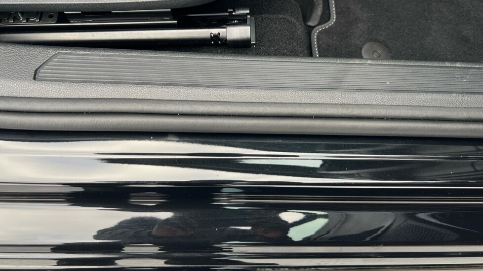 Used Volkswagen Golf 2025 for sale - 76533928: Photo 40