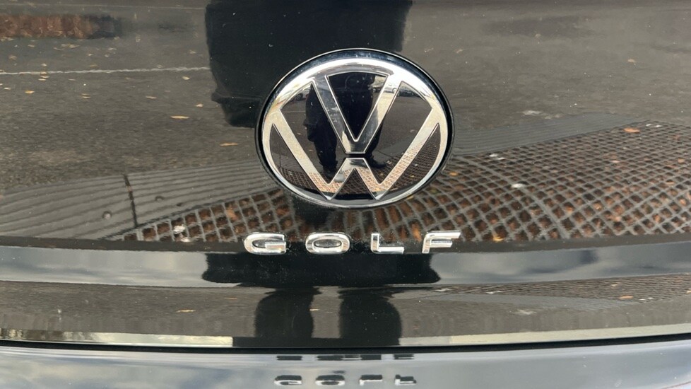 Used Volkswagen Golf 2025 for sale - 76533928: Photo 49