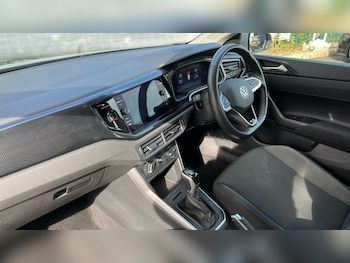 Used Volkswagen Polo 2022 for sale - 76195998: Photo 2