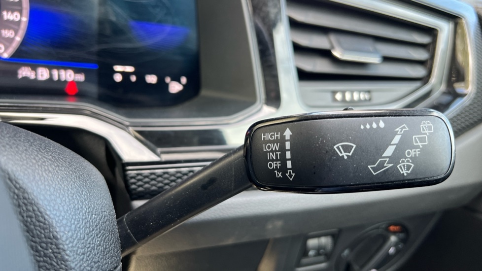 Used Volkswagen Polo 2022 for sale - 76195998: Photo 32
