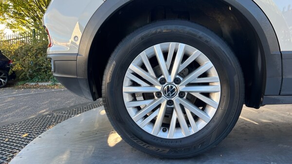 Used Volkswagen T-Roc 2023 for sale - 76124289: Photo 18