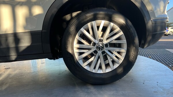 Used Volkswagen T-Roc 2023 for sale - 76124289: Photo 19